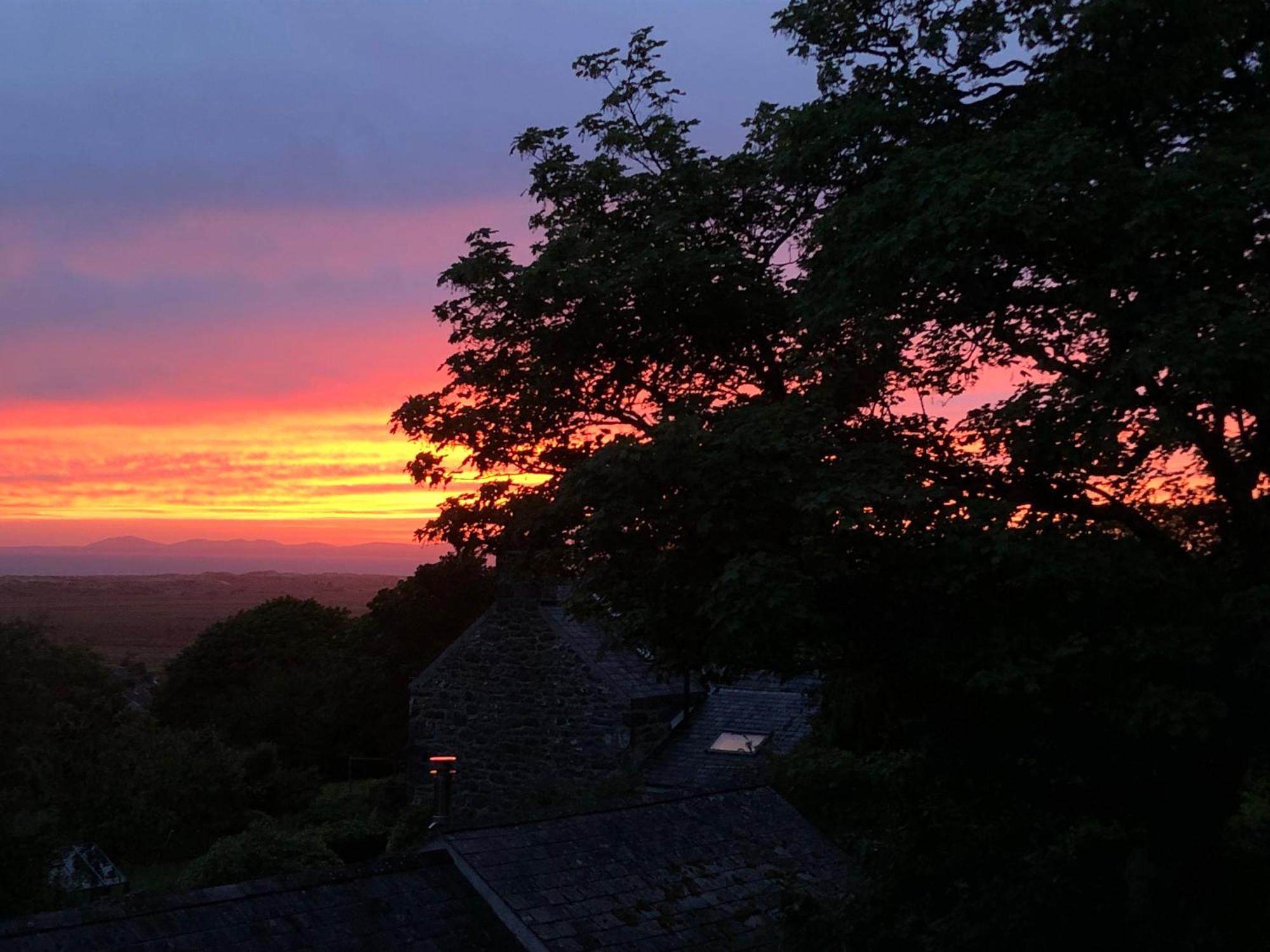 The Old Farmhouse B&B Dyffryn Ardudwy 外观 照片